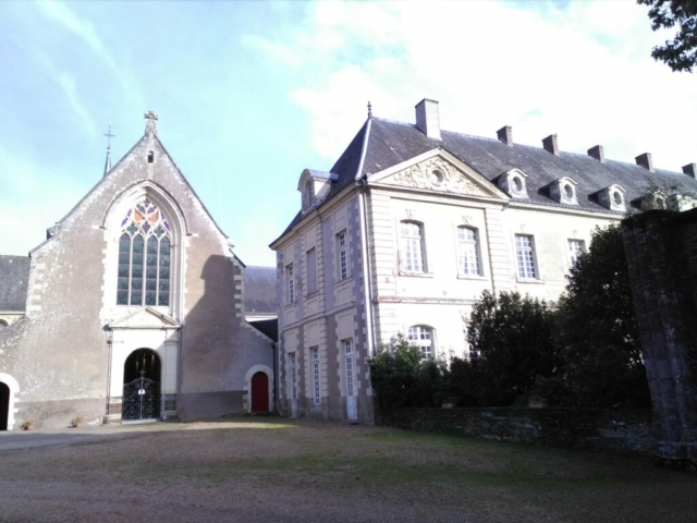 Les différents styles de bâtiments présents à l'Abbaye de Melleray Les différents styles de bâtiments présents à l'Abbaye de Melleray