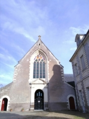 Façade et vitraux de l'abbatiale cistercienne de l'Abbaye de Melleray