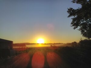 Lever de Soleil sur la Riante Vallée, le lundi 7 septembre